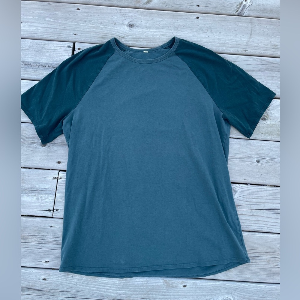 Lululemon shirt